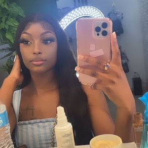 Meet your Posher, Bertine